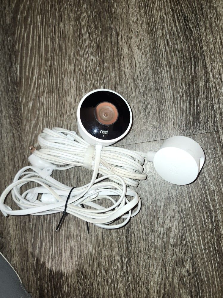 Google Nest Cam Outdoor (1st Generation)