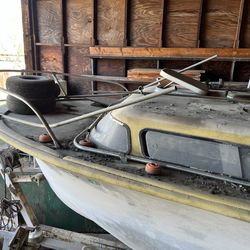 18 Foot Boat And Trailer