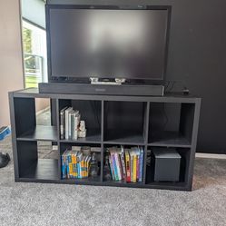 Ikea cubed bookshelf/tv stand