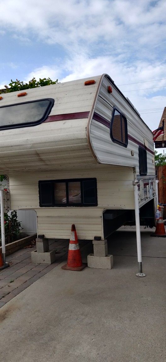 Camper Trailer 8ft Bed
