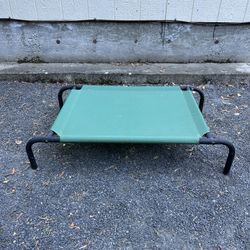 Small/medium Outdoor Dog Bed