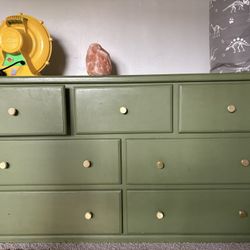 Kids Solid Wood Dresser 