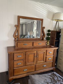 Dresser