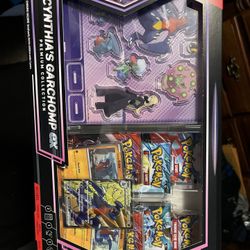 Cynthia’s Garchomp Box Pokemon Cards