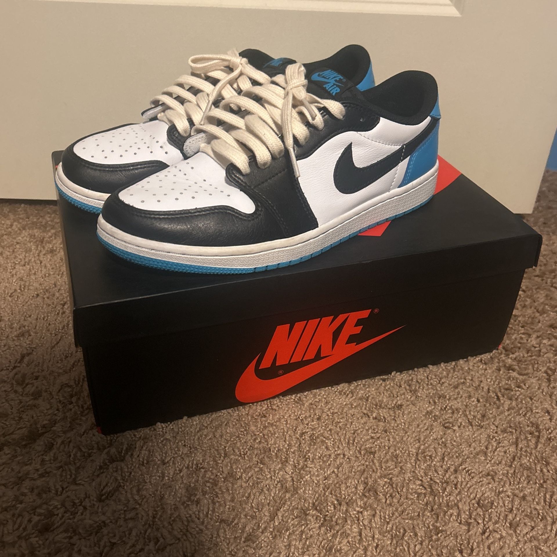 Jordan 1 Low