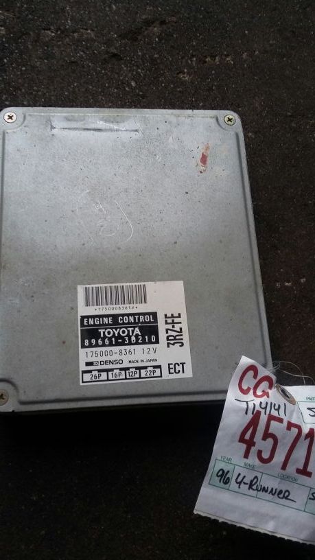 Toyota 4 runner 2.7 liter