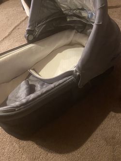 Uppa baby Bassinet 