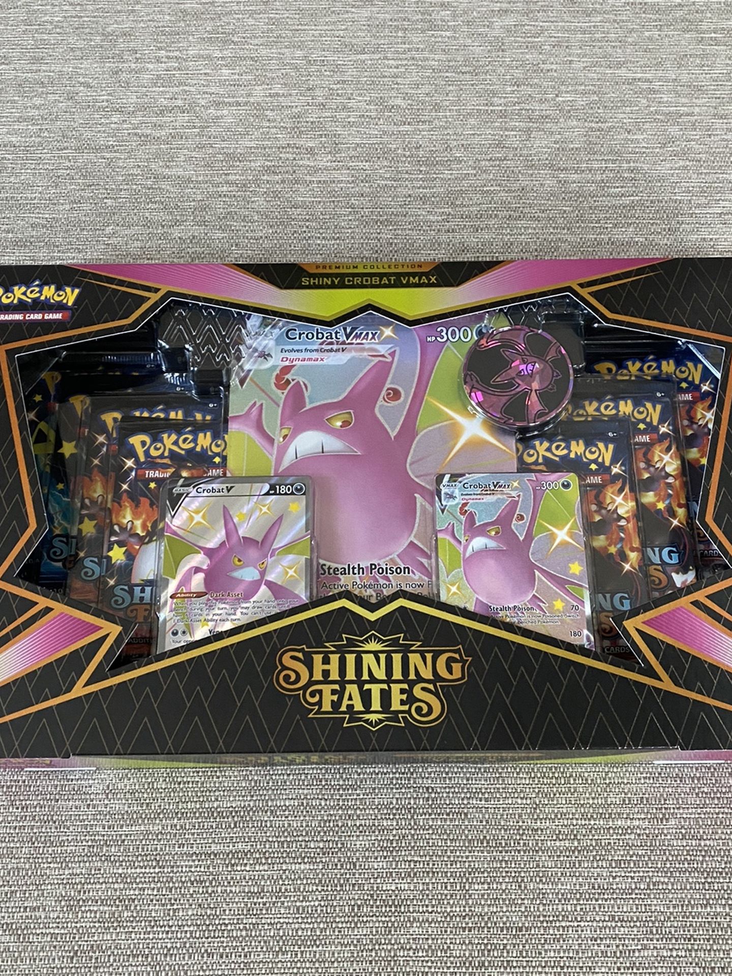 Pokémon Shining Fates Premium Collection Shiny Crobat Vmax