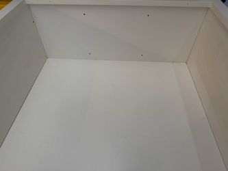 White wall cabinets 33 x 30