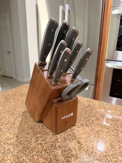 Sabatier 8 Piece Edgekeeper Forged German Steel Cutlery Set 21D890 MSRP $84 West Las Vegas See My Listings Summerlin 