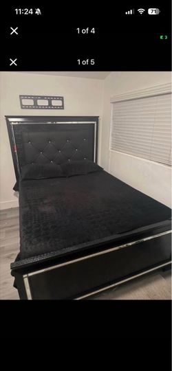 Queen size bed