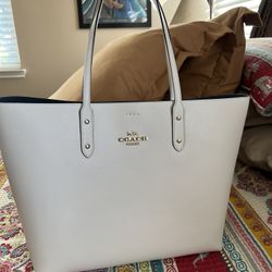 Coach Tote (New)