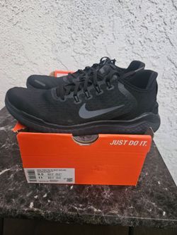 EXCELLENT CONDITION MENS NIKE FREE RUN RUNNING SHOES SIZE 9.5 BLACK