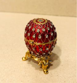 Jere / Luxury Giftware Bejeweled Egg / Trinket Box