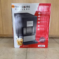 FRIGIDAIRE GALLERY CRUNCHY CHEWABLE NUGGET ICE MAKER 
