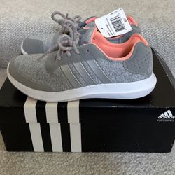 Brand New Adidas Women’ s Shoes (Size # 8.5)