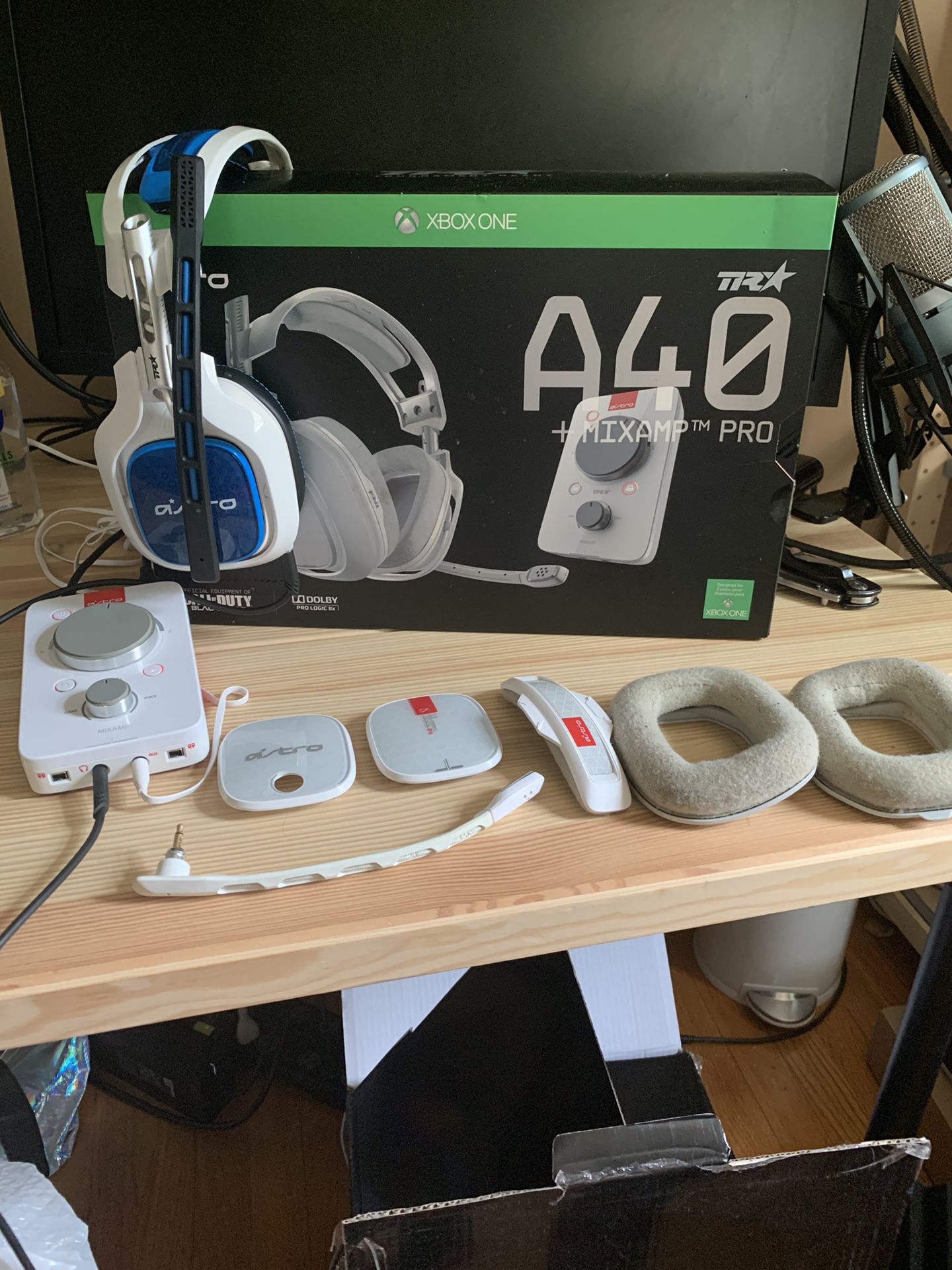 Astro a40 TR with Blue Mod Kit