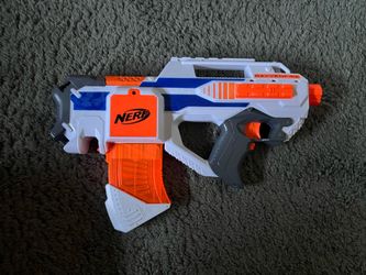 NERF N-Strike Elite Rayvenfire Dart Blaster w/ Detachable Magazine