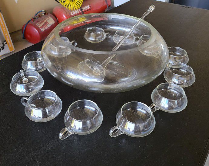 Glass Punch bowl Set $20