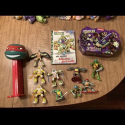 Assorted Teenage Mutant Ninja Turtles Toys (READ DESCRIPTION)