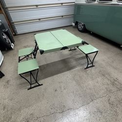 Folding Picnic Table 