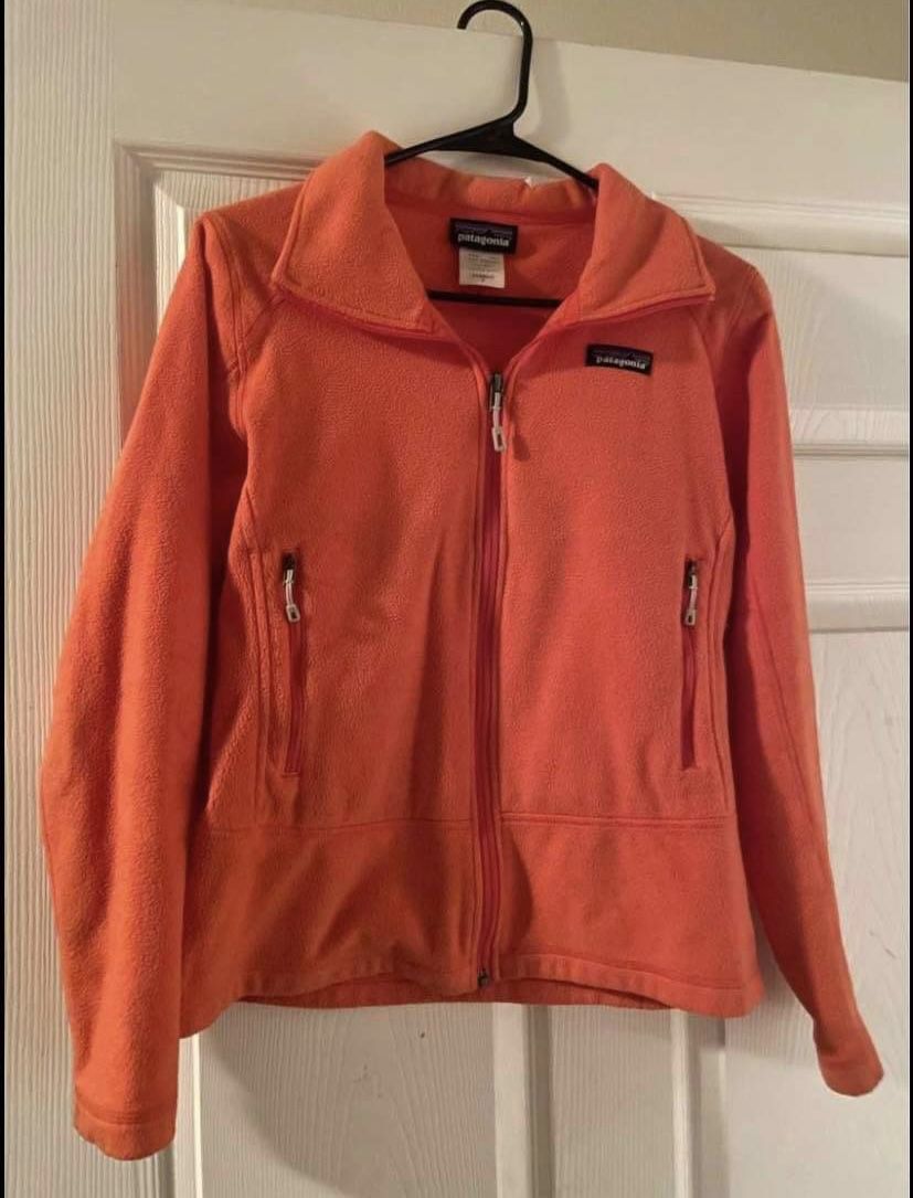 Patagonia Woman’s Size S $30
