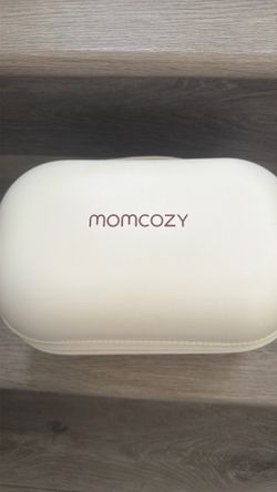 Momcozy M5 wearable breast pump