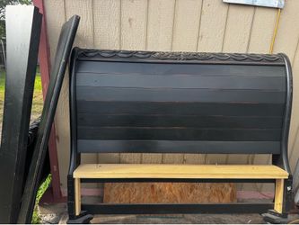 Queen bed frame & Tv stand/Armoire