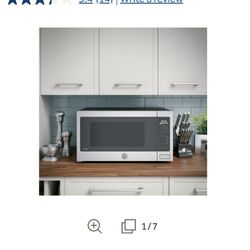 Huge 2.2 Cu Ft Microwave 