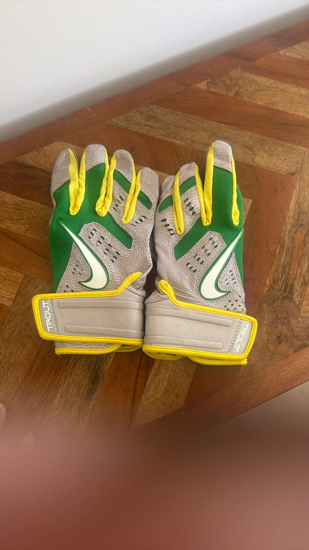 Oregon College Baseball Gloves Trout Elite