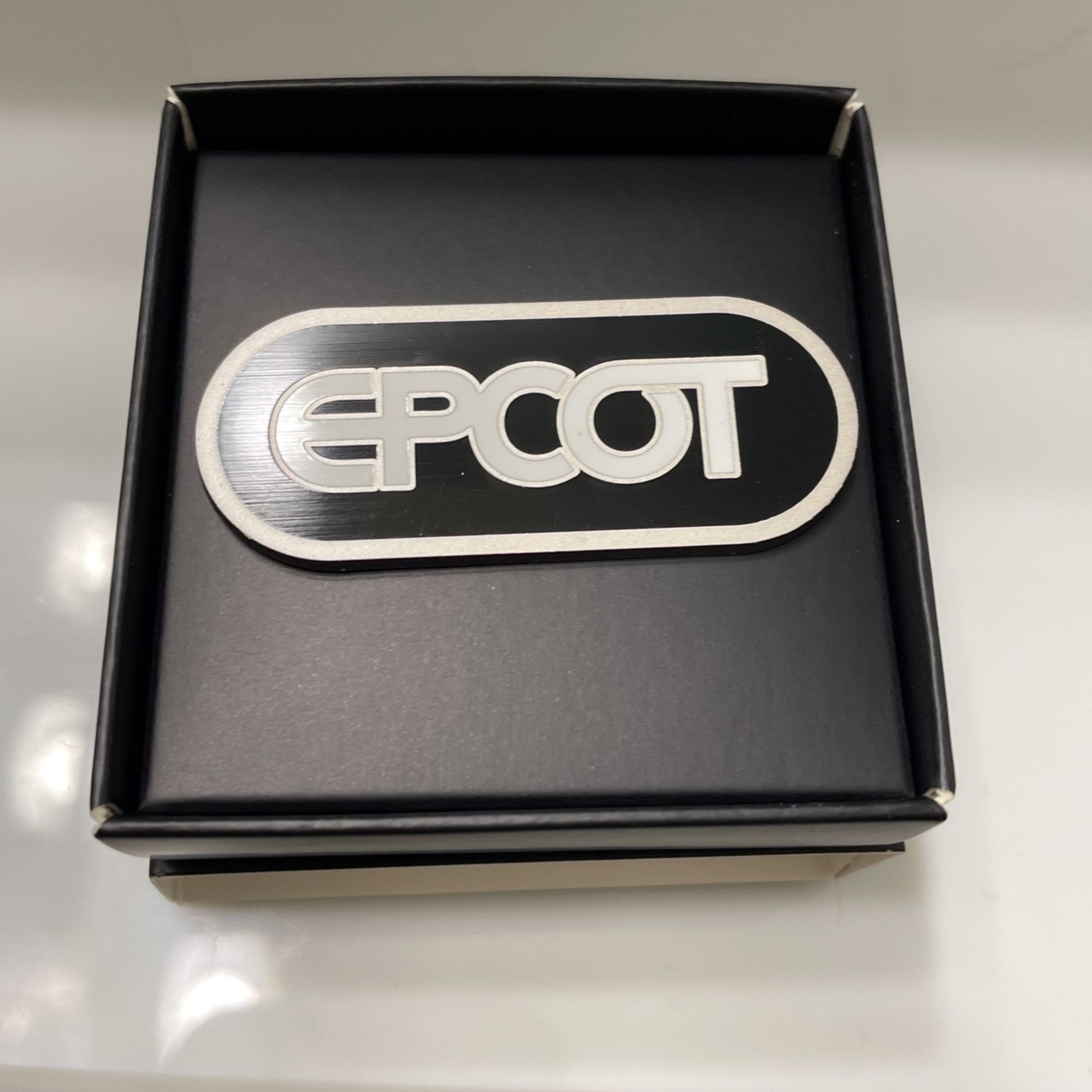 Disney PIN - EPCOT Center Logo - BLACK Retro Limited Release in Gift Box NEW