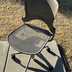 Herman Miller Caper Chair 