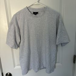 Men size small Grey vintage 90s short sleeve tee