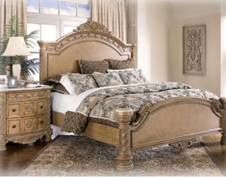 Ashley Furniture South Coast Bed - Queen