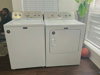 MAYTAG. Washer and Dryer. Set