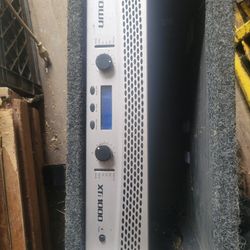 Crown Xti 1000 PA Amp