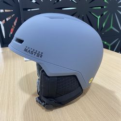 Ski Helmet With Lens