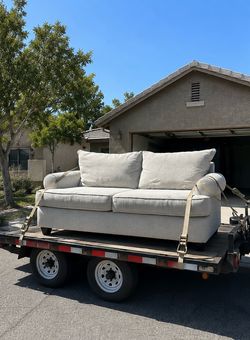Free Delivery Large Couch
