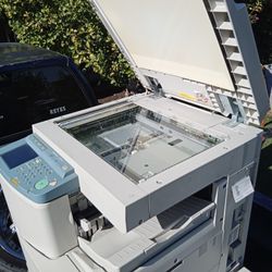 Canon Image Runner 3300