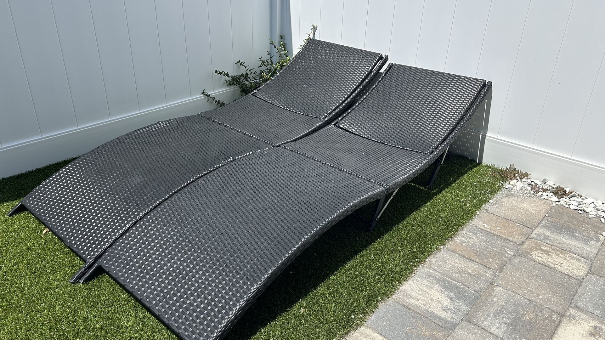 Outdoor Loungers