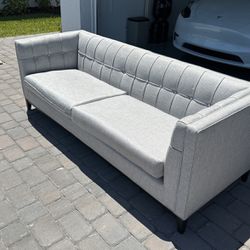 90” Sofa With Performance Fabric Light Grey. 