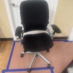 STEELCASE LEAP V2 OFFICE CHAIR