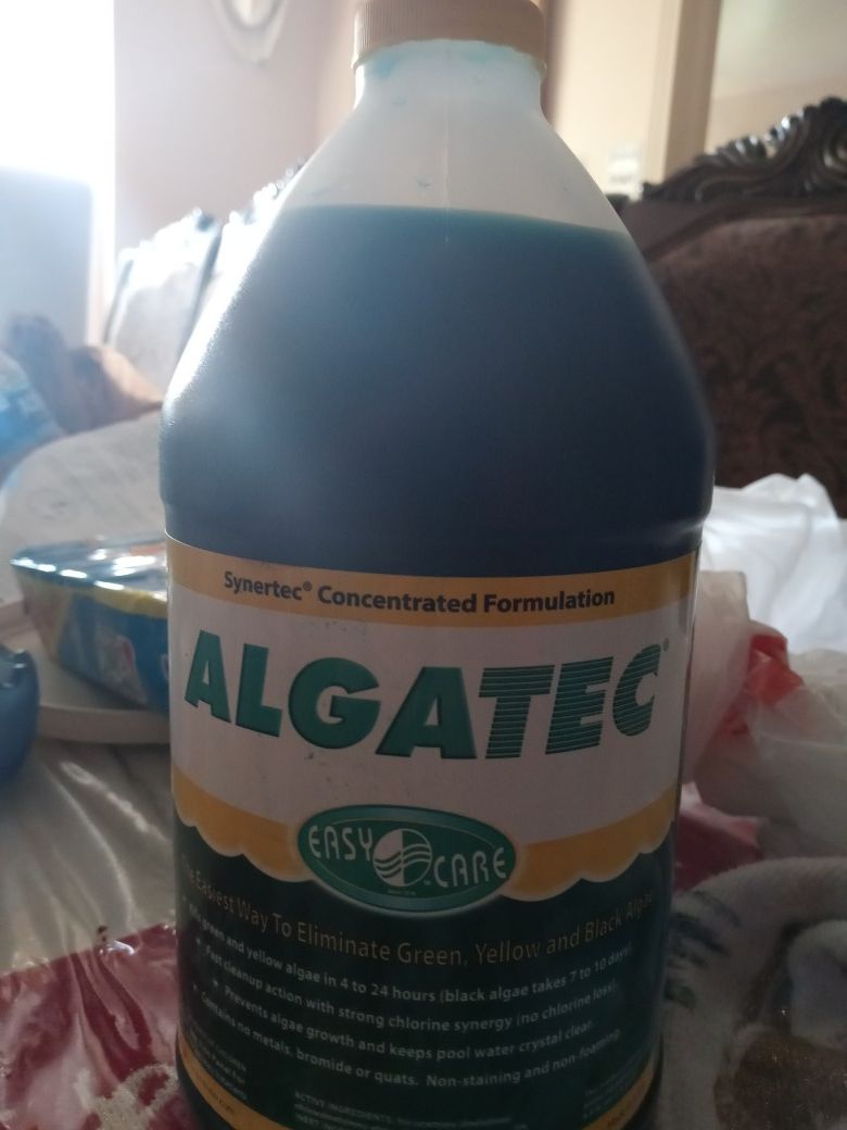 Algatec. Clean pools