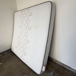 Free Pickup—King Size Mattress