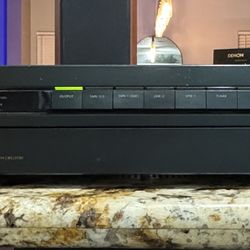 NAD C370 Amplifier 