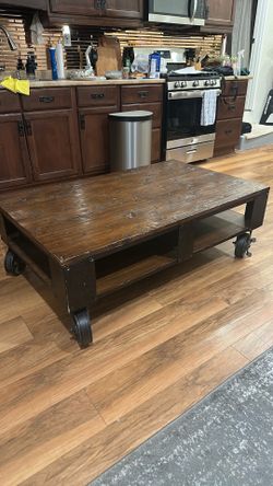 Wood rolling coffee table