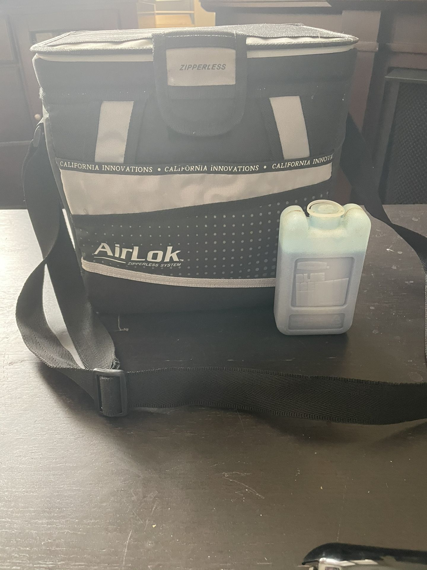 Air Loc Lunch Box Cooler Hard Liner And Ice Pack