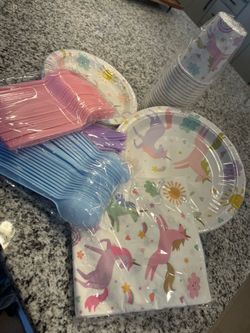 Unicorn Party Tableware for 24 people(Chandler)