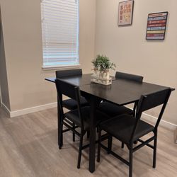 Dining table set 