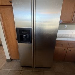 Kitchen Aid refrigerator 